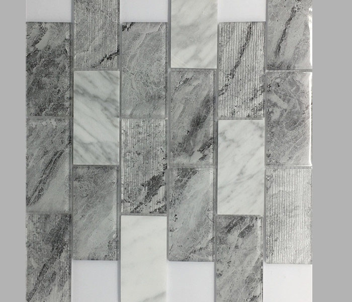 Precio barato Gris Blanco Cocina Back Splash Azulejos de pared Rectángulo Mosaico de vidrio